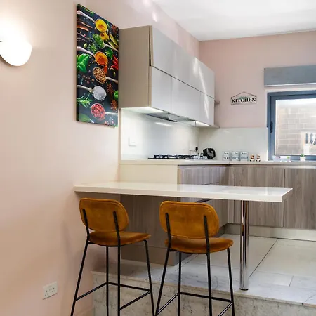 Modern 2br Stylish With Large Backyard - Fully-equipped * Биркиркара
