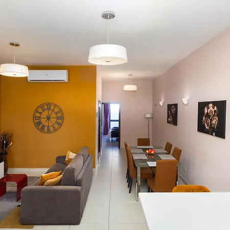 Modern 2br Stylish With Large Backyard - Fully-equipped Апартаменты